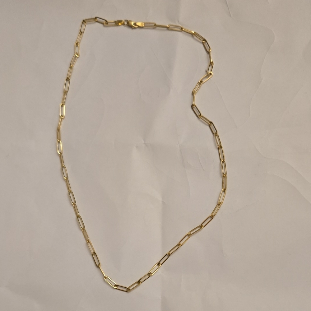 Elegant Gold Chain Necklace